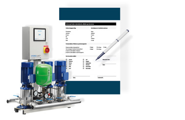 Hydro-enhed pumpesystem med kontrolpanel, ved siden af en formular og en pen.